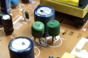 Resistores, capacitores e indutores: quando usar cada um?