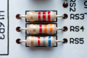 Gestão de estoque de componentes eletrônicos: como empresas em São Paulo evitam parar a produção